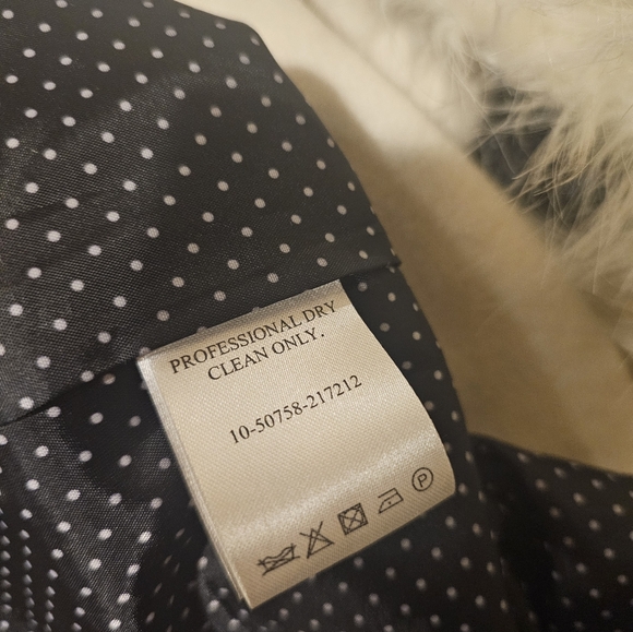 Women's Castro Trench Coat. Usa Size 10. - Picture 7 of 8